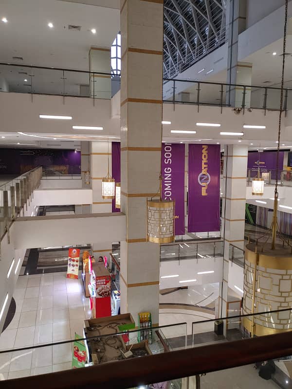 Prime Retail Shop Space Available For Rent In DHA'S Gold Crust Mall For Brands, Restaurants And More 3