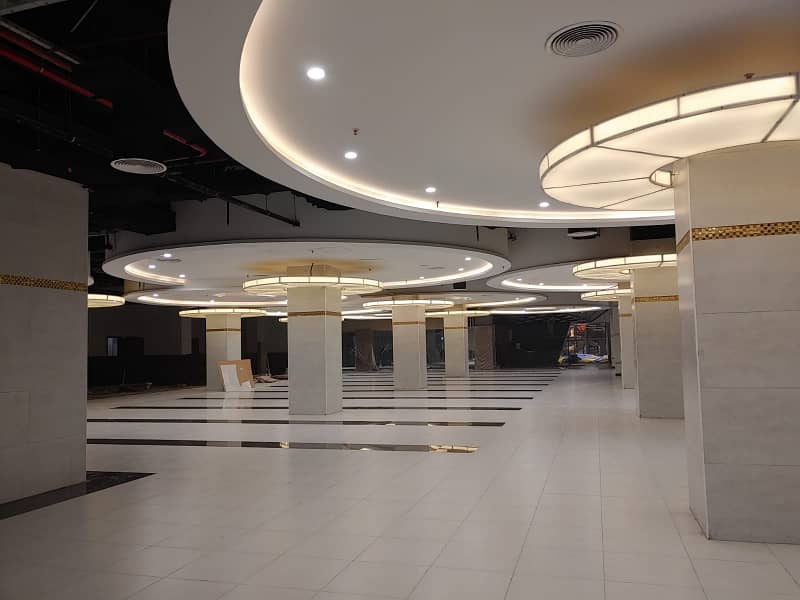 Prime Retail Shop Space Available For Rent In DHA'S Gold Crust Mall For Brands, Restaurants And More 6
