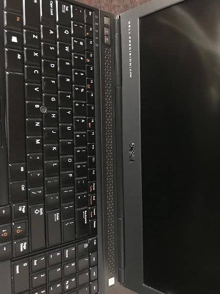 Dell laptop core i7 3rd gen 7