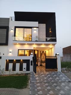 Newly Build 5 Marla Modern House For Sale