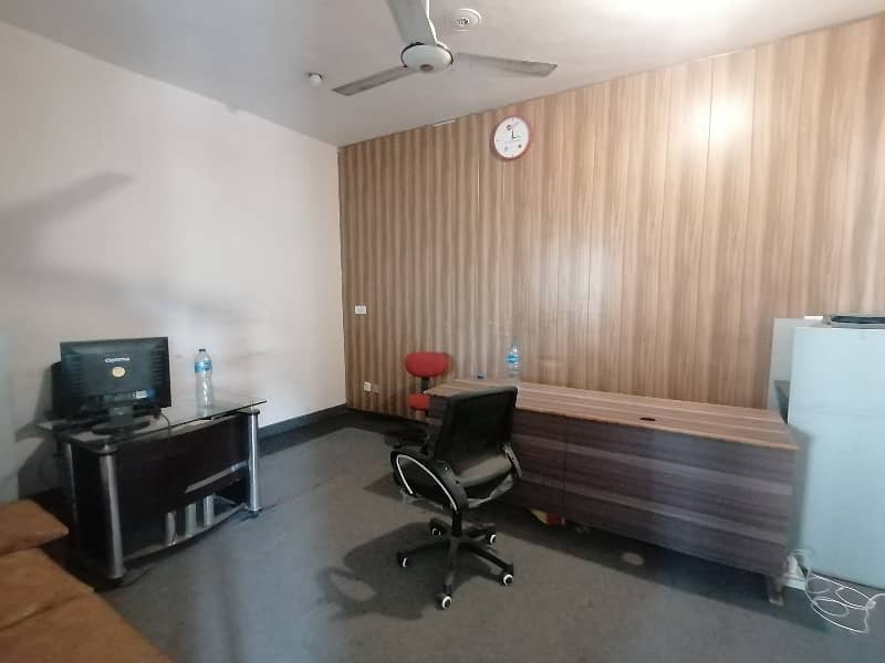 700 Square Feet Office In Faisal Town 0