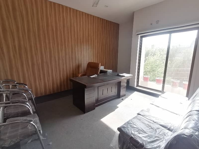 700 Square Feet Office In Faisal Town 1