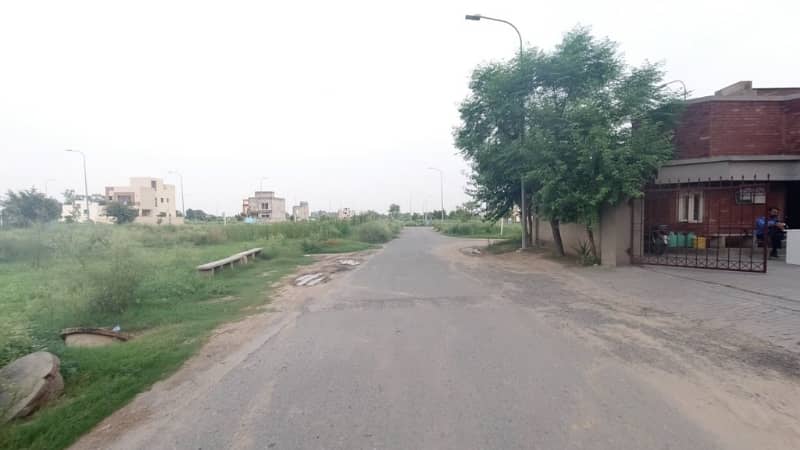 Spacious Residential Plot Is Available For sale In Ideal Location Of DHA 9 Town 4
