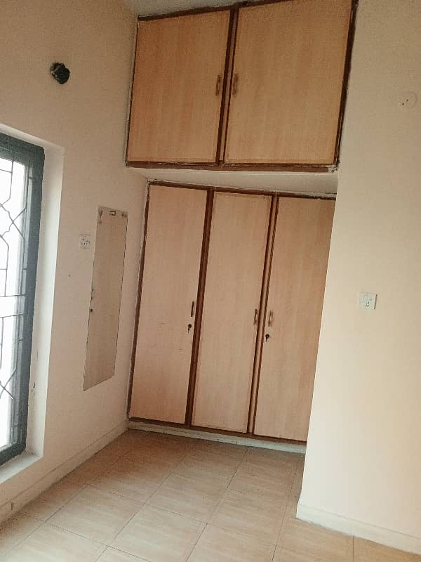 7marly for rent available near cavalry ground extension Lahore cantt 2