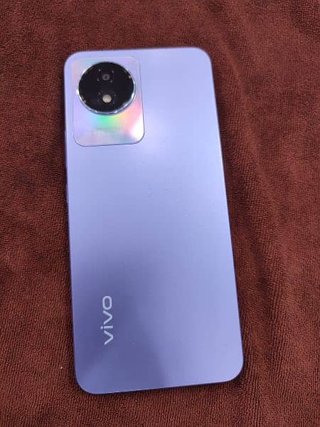 VIVO Y-02-T. 4/64 AWESOME CONDITION 1