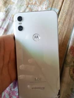 Motorola One 4/64