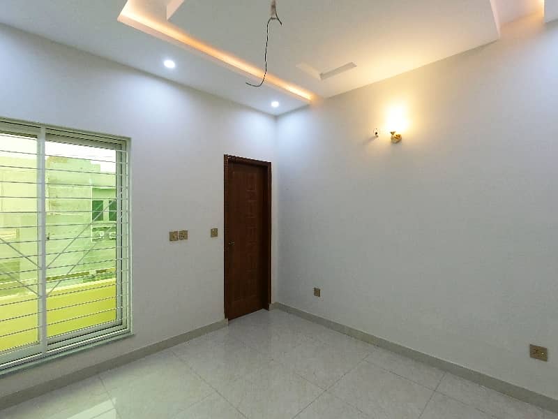 5 Marla House In Lahore Is Available For Sale 20