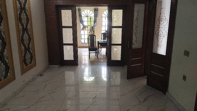 Avail Yourself A Great 10 Marla Lower Portion In Nasheman-E-Iqbal Phase 2 For Rent 5