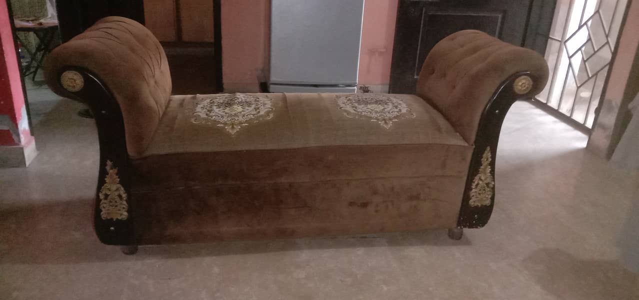 Sofa sethi 1