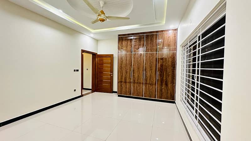 12.5 Marla House For Sale At Satellite Town Rawalpindi 4