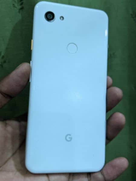 Google Pixel devices read add 7