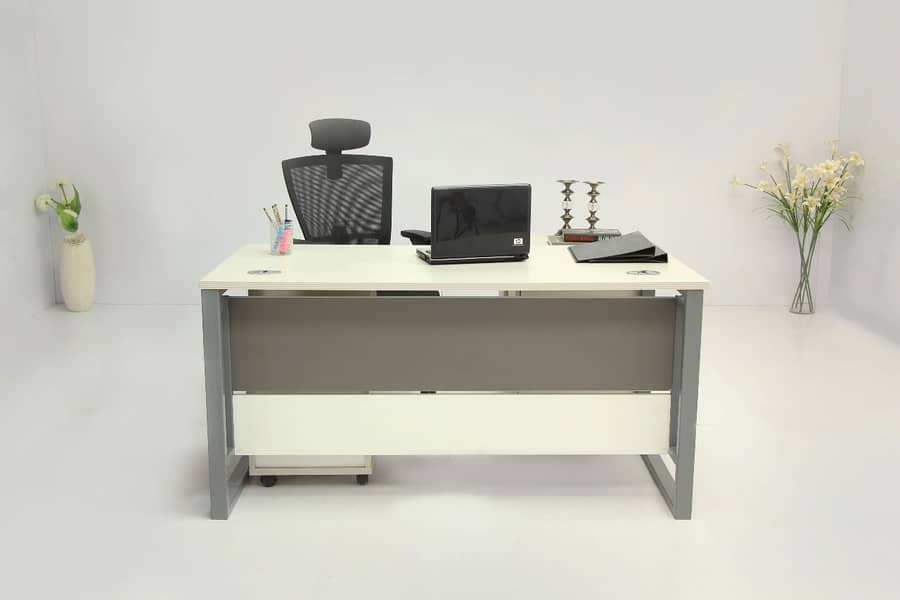 Executive table/ Boss table/ Manager table/office furniture 2