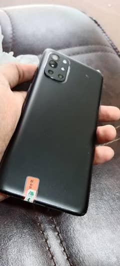One plus 9R 12/256 with charger