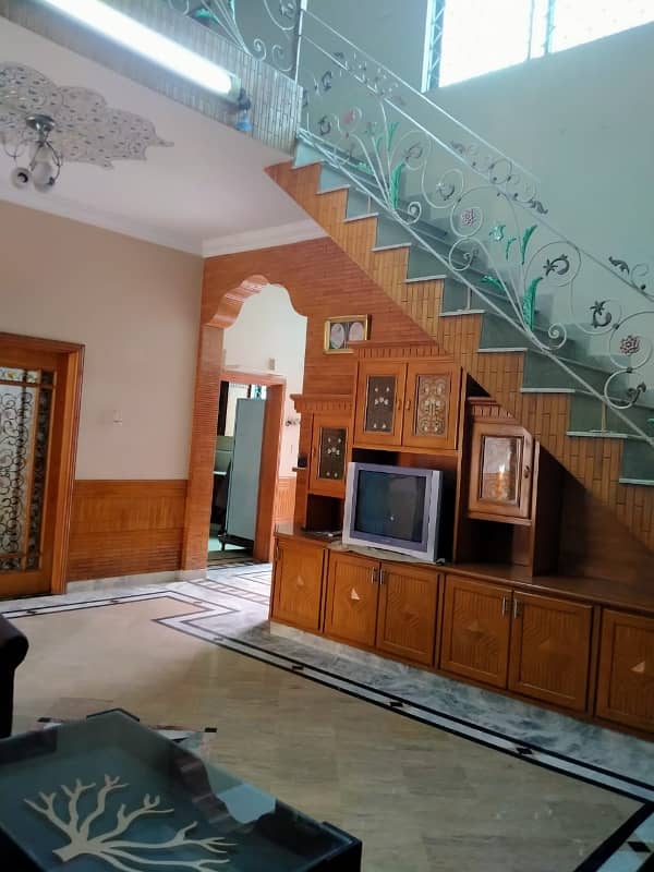 Officer Colony Number 2 Madina Town Faisalabad Vip Location 10 Marla Double Storey House For Rent 5