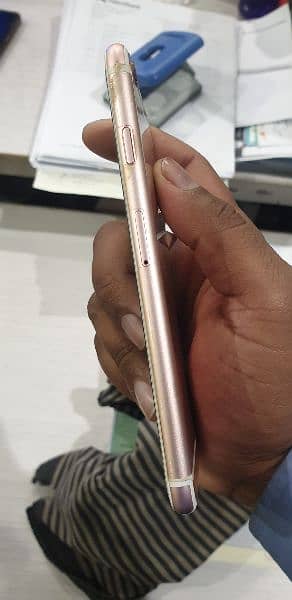 iPhone 6s, PTA approved, memory 64Gb, 10/9 condition. 3