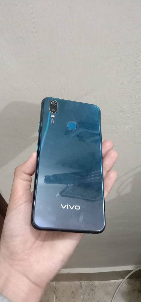 Vivo Mobile New Condition with Original Box and Charger 03488828552 5