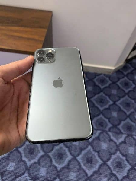 iphone 11 pro 6