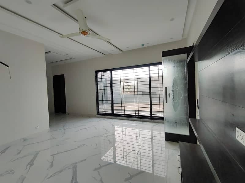 1 kanal barnd new house for rent dha phase 7 prime location 8