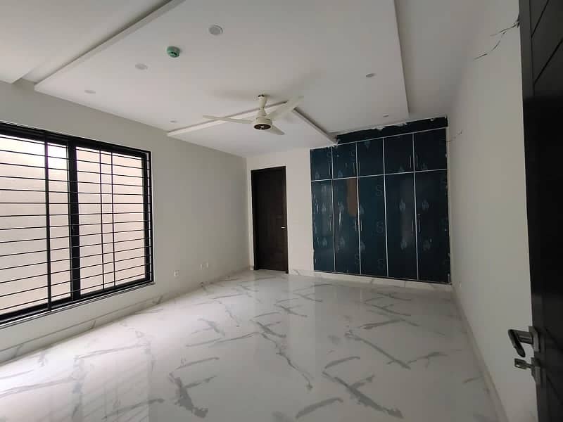 1 kanal barnd new house for rent dha phase 7 prime location 21
