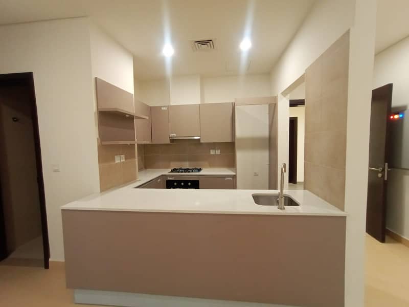 2Bedrooms Apartment for Sale on Installment in Eighteen, Pavilion 16 10