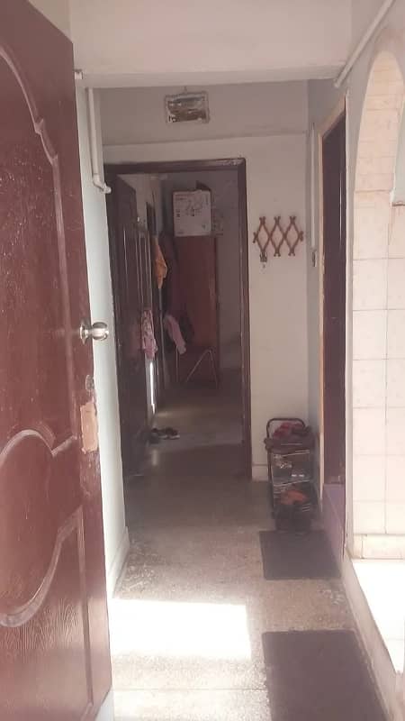 Flat In Gulshan-e-Iqbal - Block 5 Sized 1026 Square Feet Is Available 0