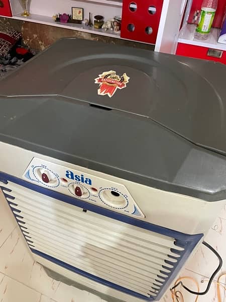 solar air cooler one touch used but new condition 1