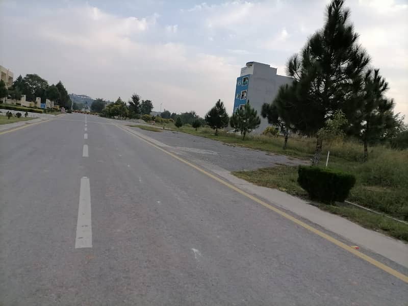 1 Kanal Residential Plot For Sale. In Engineers Co-operative Housing Society. Echs Block G D-18 Islamabad. 3