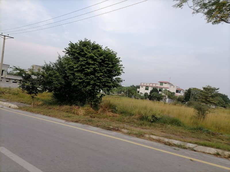 1 Kanal Residential Plot For Sale. In Engineers Co-operative Housing Society. Echs Block G D-18 Islamabad. 13