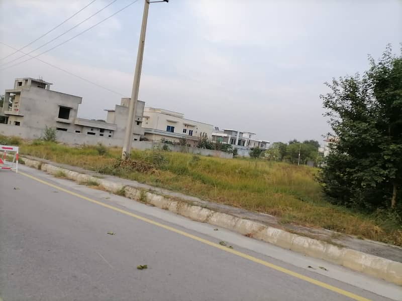 1 Kanal Residential Plot For Sale. In Engineers Co-operative Housing Society. Echs Block G D-18 Islamabad. 14