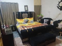 only 4 month used furniture in very good condition