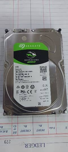 Seagate 4TB BarraCuda hard drive 0