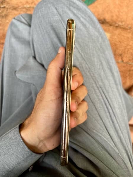Iphone 11 Pro max 256 GB Display Change Non Approve 1