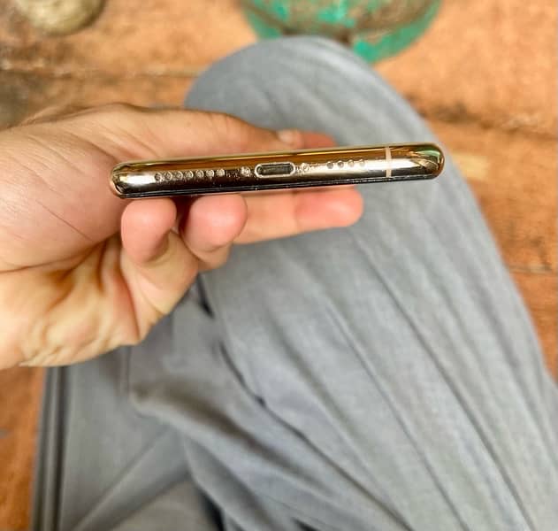 Iphone 11 Pro max 256 GB Display Change Non Approve 4