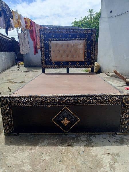 Single bed hole sale price good condition 2