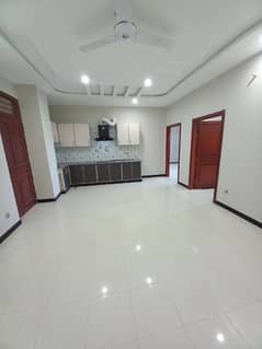 2 Bedrooms Unfurnished Apartment Available For Rent in E/11/4