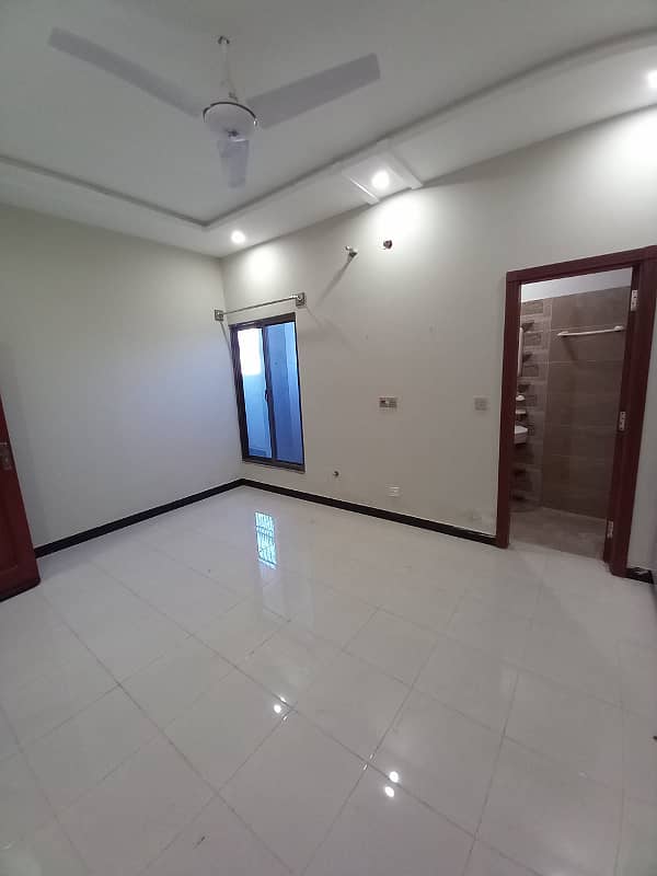 2 Bedrooms Unfurnished Apartment Available For Rent in E/11/4 2