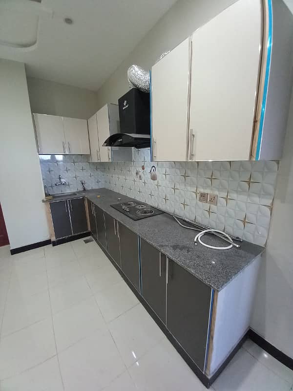 2 Bedrooms Unfurnished Apartment Available For Rent in E/11/4 11
