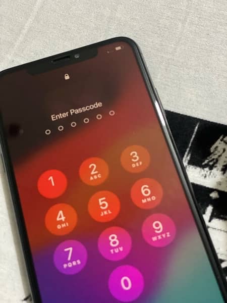 IPHONE XSMAX 64GB ALL Okay face id trutone and BH 80% non pta 4