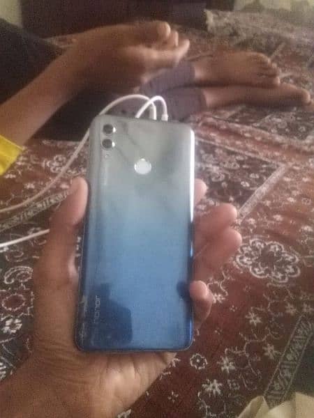 honer 10 lite all ok 10by8 condition 128 memory box sat ha charge ni h 3