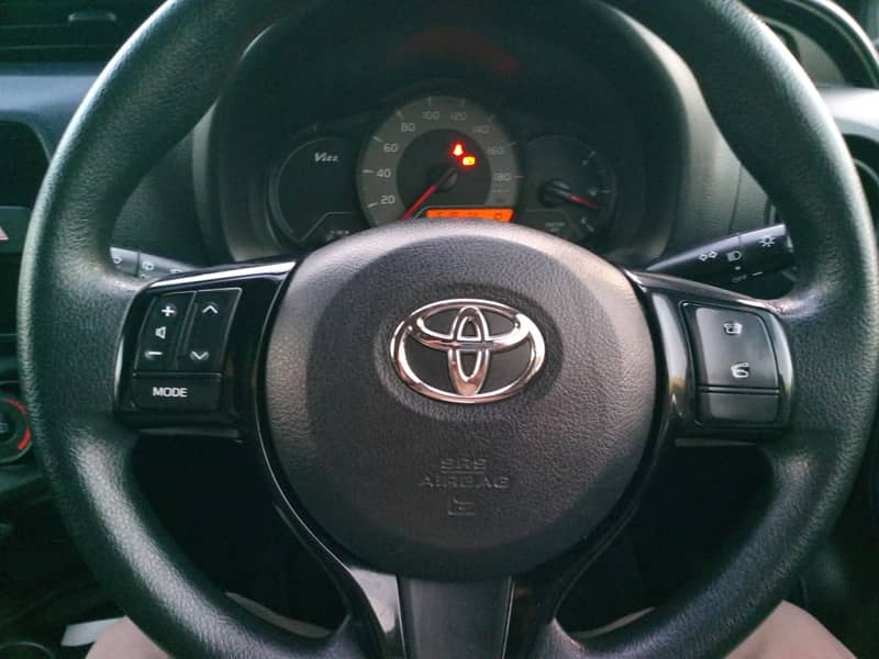 Toyota vitz 2019 /2022 registered in Islamabad , hatchback 10