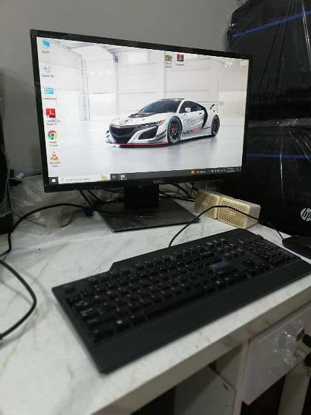 Dell 23 inch IPS LED Monitor with Hydraulic Stand (A+ UAE Import) 1