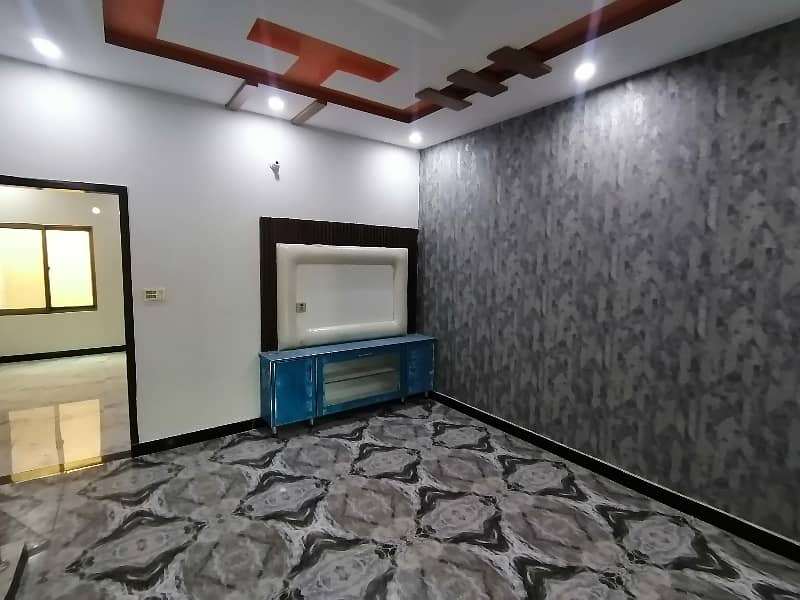 Reasonably-Priced 4 Marla House In Samanabad, Samanabad Is Available As Of Now 11
