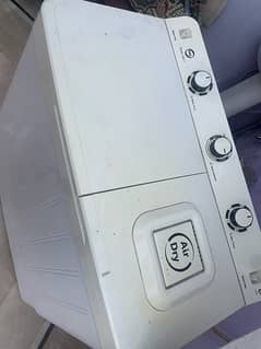 Pel washing machine & dryer
