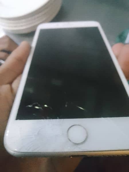 I phone 8 plus touch broke 100 % working condition non pta 4