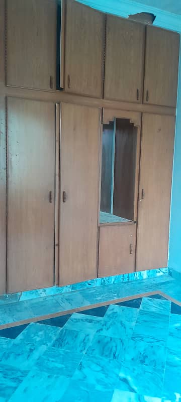 Upper Portion Available For Rent 9