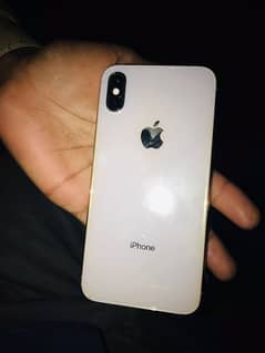 I phone XS white coulor PTA  Proved 256GB Battry health 79%
