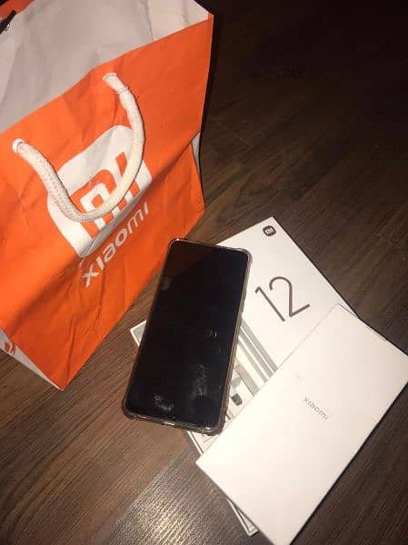 Mi 12T Pro 12+4/256 5G Exchange only with iphone 2