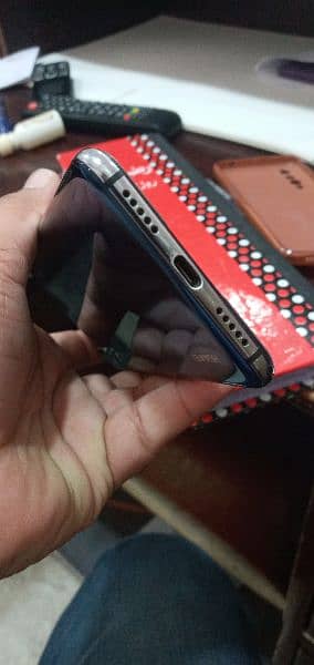 Huawei P20 pro 10 by  10 condition 4