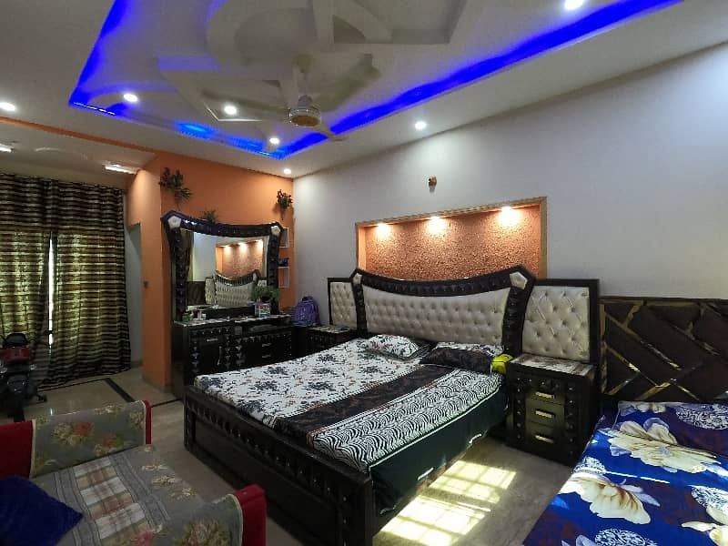 9 MARLA FURNISHED HOUSE FOR SLAE IN LAHORE. 17