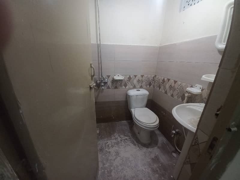 5 Marla Complete Double story House for Rent near Allama iqbal town Lahore Califton Colony 4